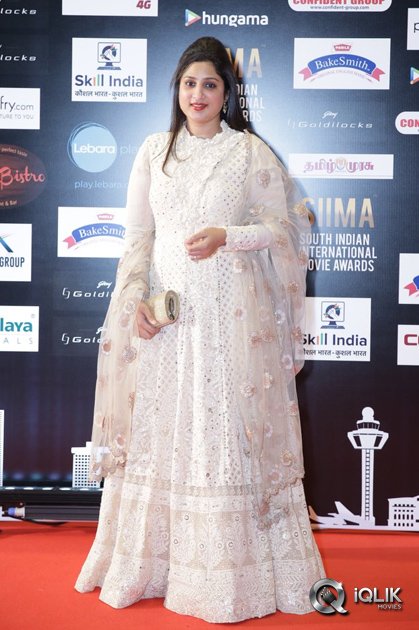 South-Indian-International-Movie-Awards-2016-Day-2